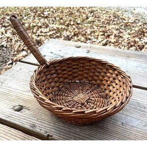 Vintage Brown Wicker Basket Frying Pan/Scoop Figural Kitchen Rustic Decor